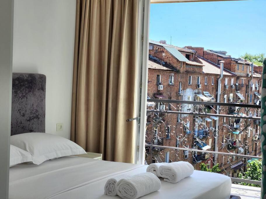 Tirana City Center Penthouse Oasis Extérieur photo